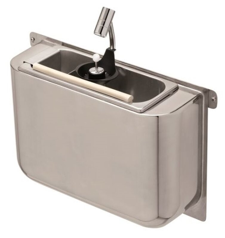 Ijslepel Spoelbak Met Ijslepeldouche 410x120x270  Met Waterafvoergat, Wateraansluiting EN Standpijp