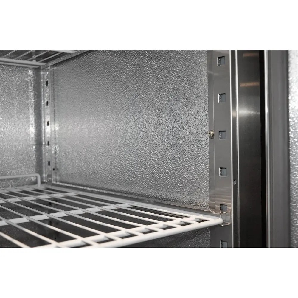 Combisteel Vrieskast | Standard Line | 1200l (2/1 Gn) | Rvs | -10°c/-20°c | Statisch + Ventilator | Wielen (geremd) | 1340x810x2010(h)mm