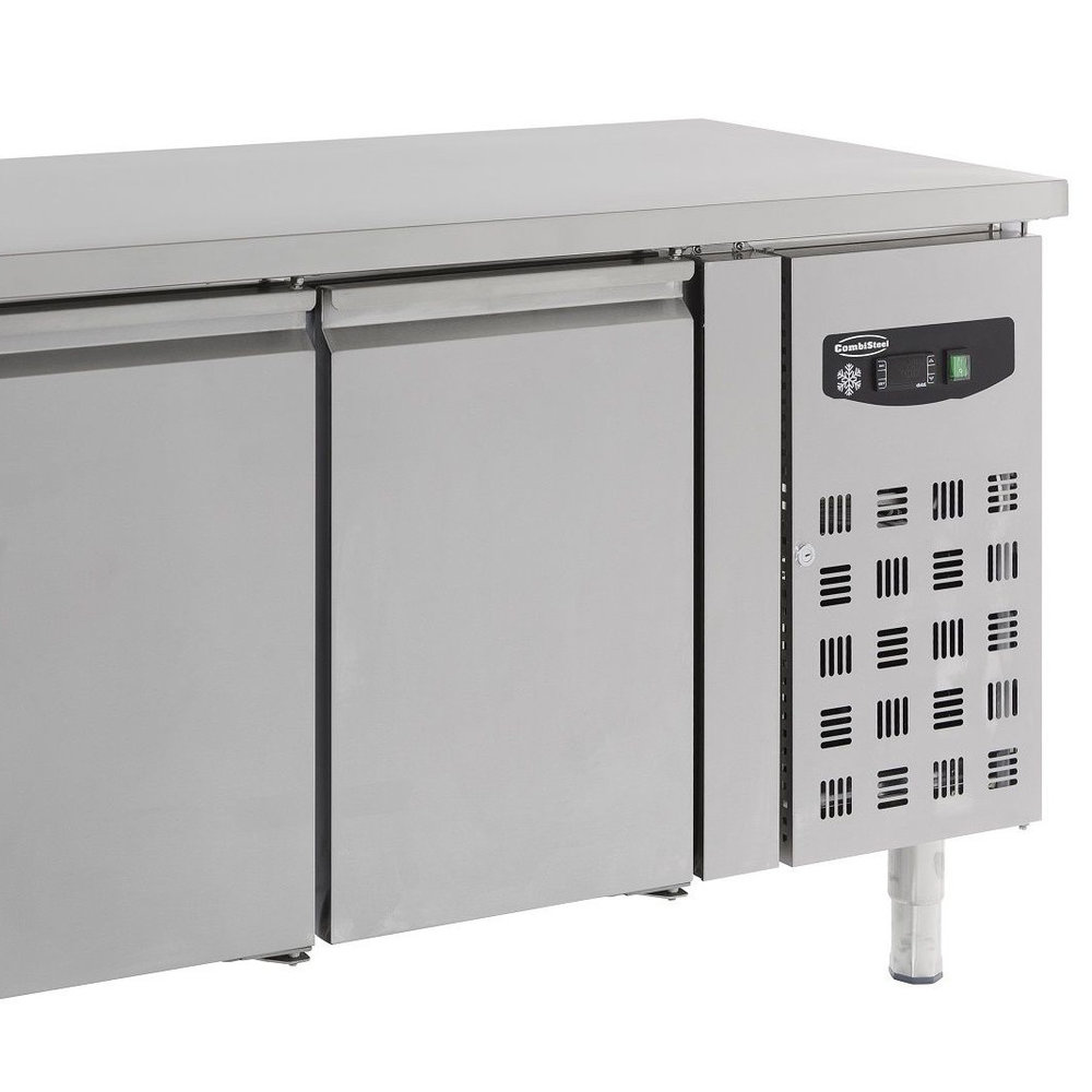 Combisteel Koelwerkbank | 386l | 3 Deuren | +2°c/+8°c | Geforceerd | 1798x600x860(h)mm