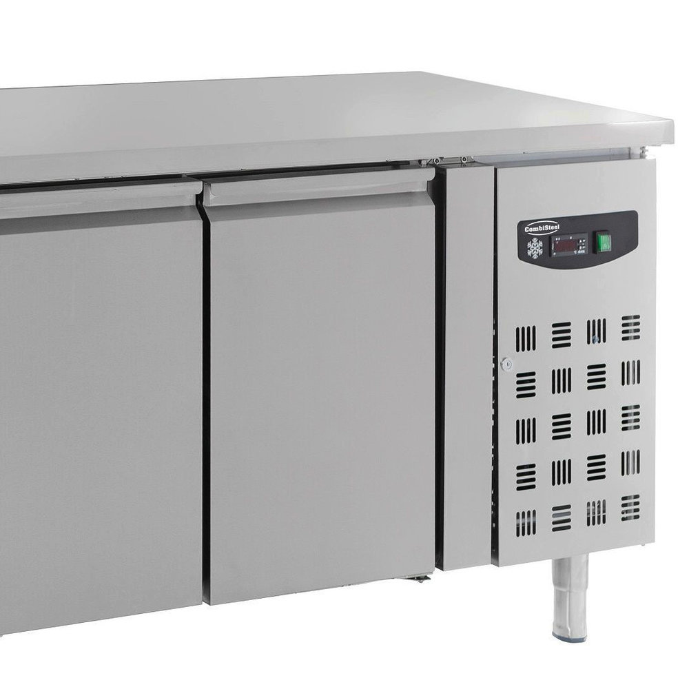 Combisteel Koelwerkbank | 553l | 3 Deuren + 2 Laden (1/1 Gn) | +2°c/+8°c | Geforceerd | 2230x700x850(h)mm