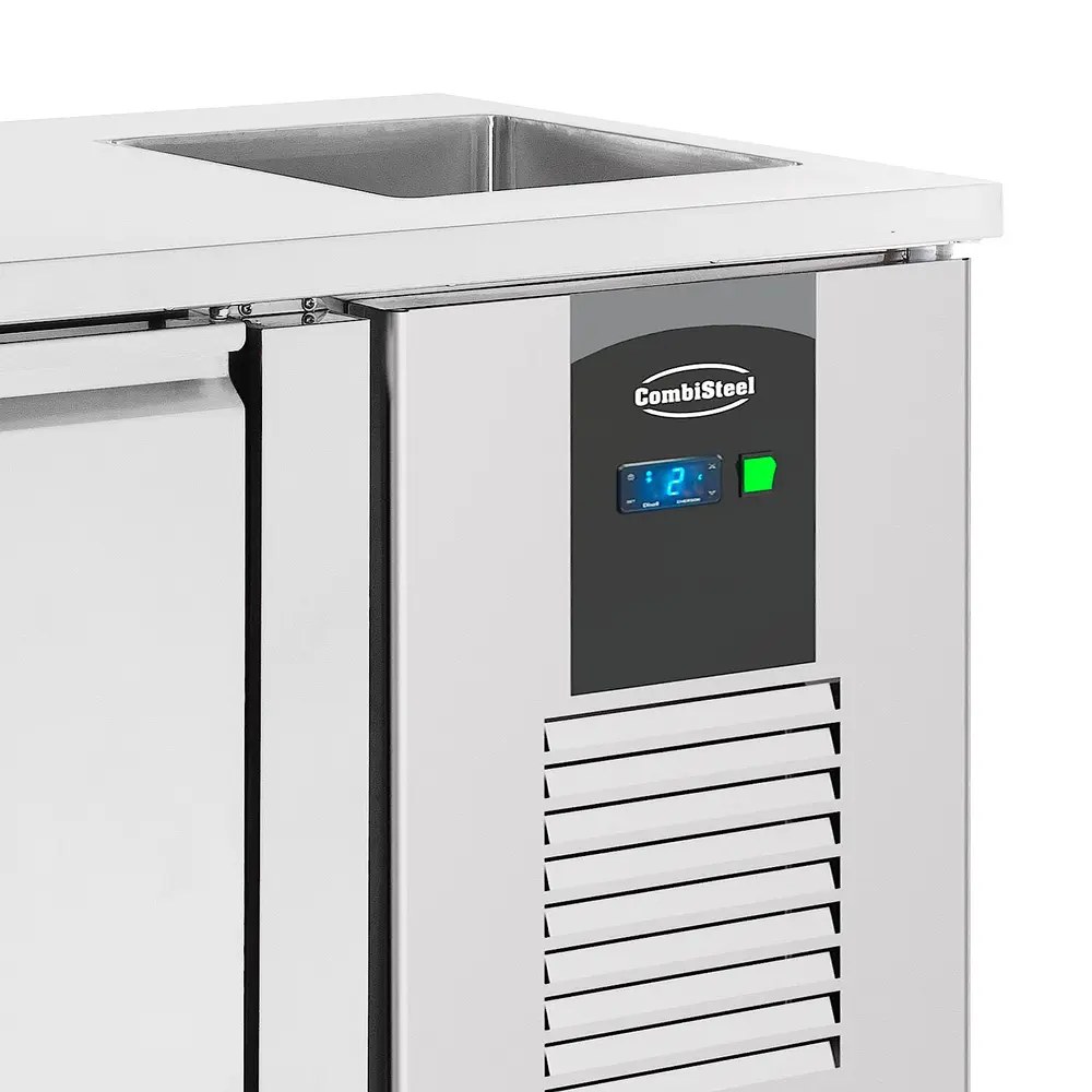 Combisteel Koelwerkbank | Standard Line | 400l | 3 Deuren (1/1 Gn) | -2°c/+8°c | Geforceerd | Spoelbak | 2020x700x860(h)mm
