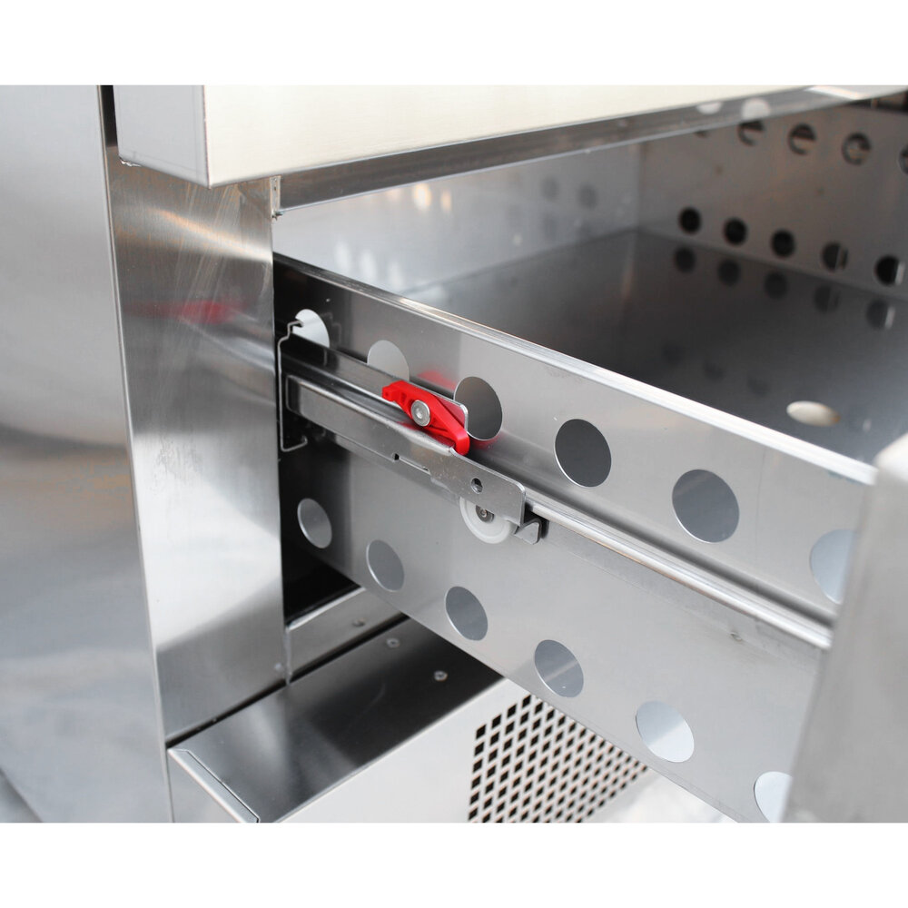 Combisteel Koel-/vrieswerkbank | Laag Model | 116l | 1 Lade (3x 1/1 Gn) | -18°c/-21°c & +1°c/+4°c | Geforceerd | Wielen (geremd) | 1230x700x600(h)mm