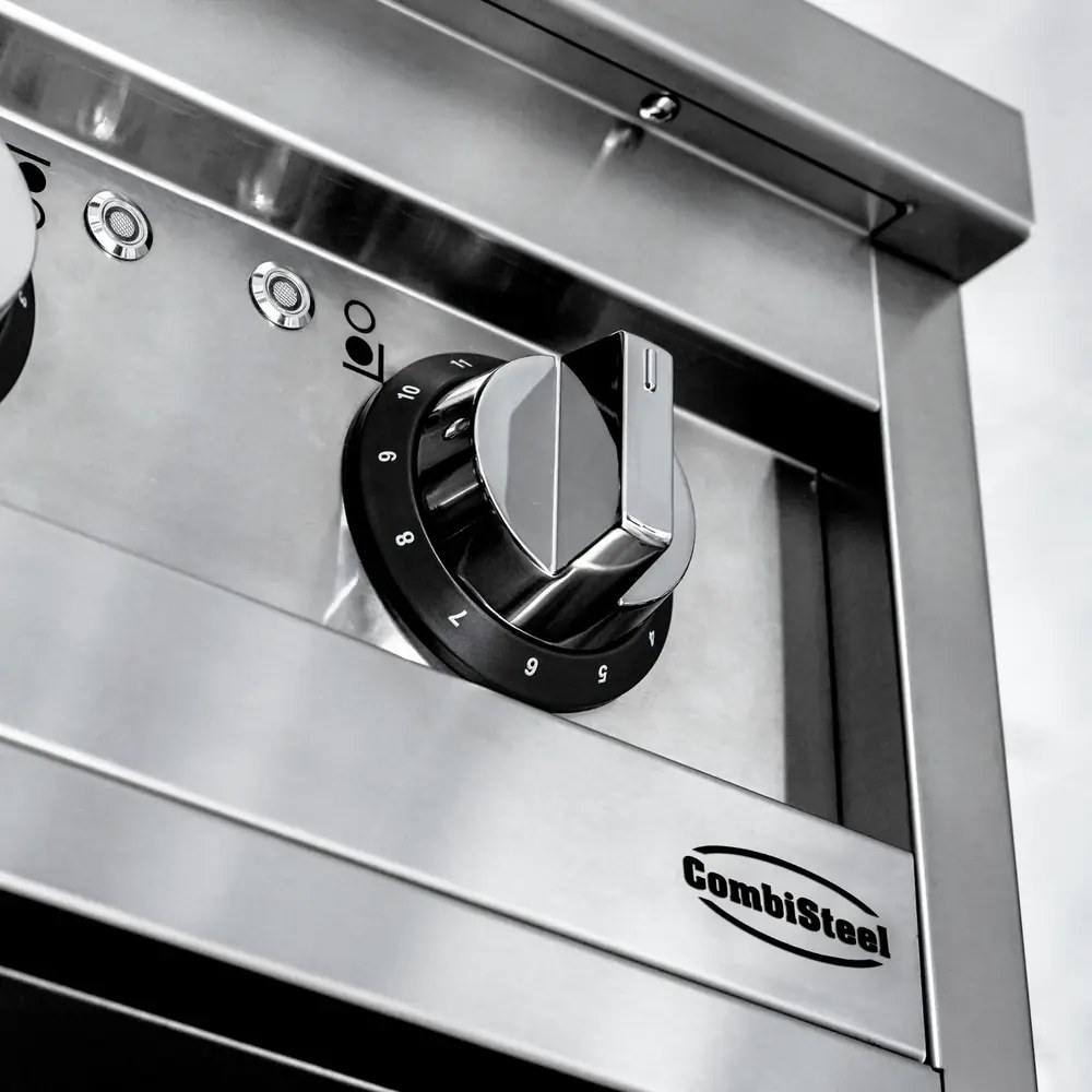 Combisteel Inductiefornuis | Entry 700 | 2 Kookpunten | 7kw (400v) | Open Onderkast | 400x700x900/940(h)mm