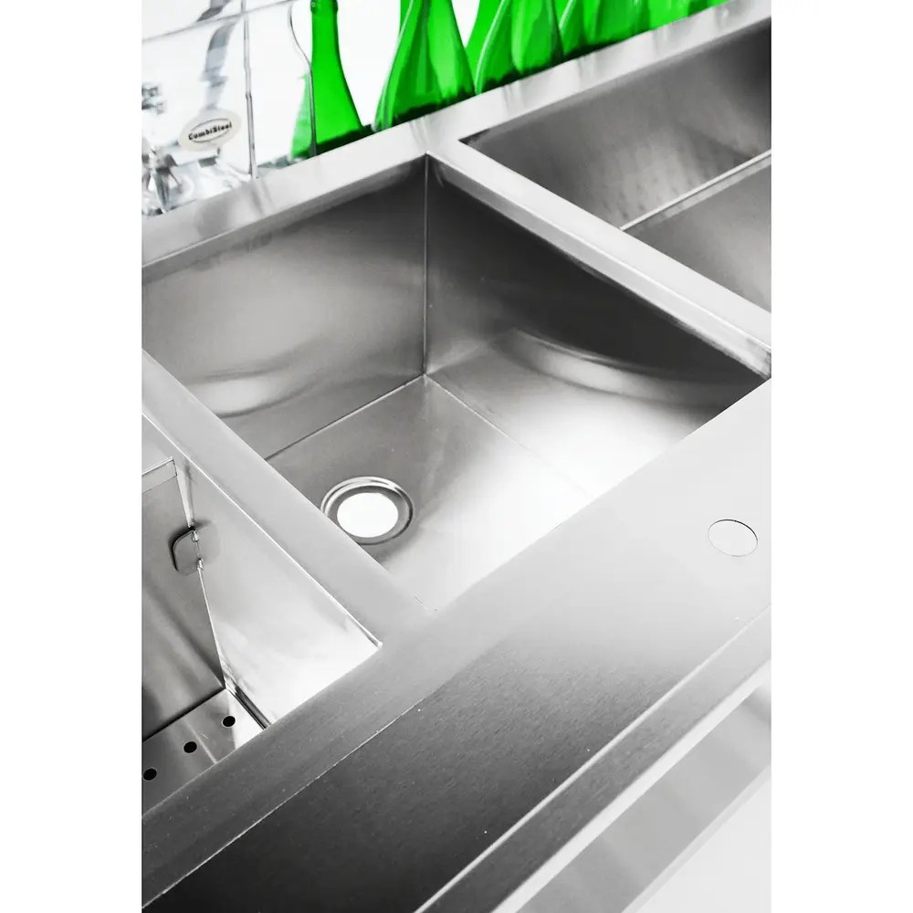 Combisteel Bar-/cocktailstation | Rvs | Ijs-/ingrediëntenbakken + Spoelbak + Flessenrekken | Bodemschap | Achteropstand | 1600x820x900/950(h)mm